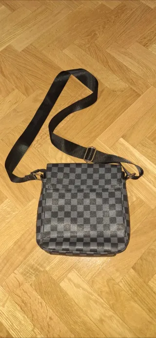 Bandolera Louis Vuitton Damier Graphite