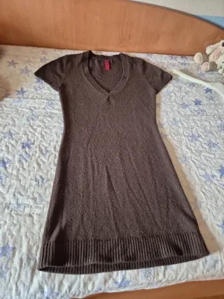 Vestido de punto marrón oscuro