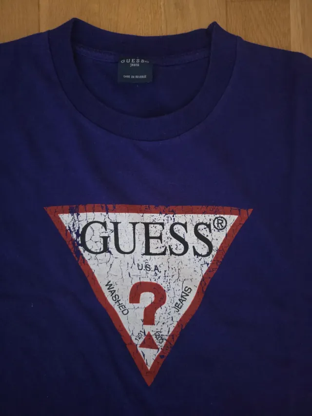 Camiseta Guess Talla M Morada