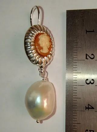 Orecchini cammeo, perla e argento