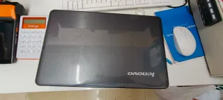 Lenovo G550 Portátil