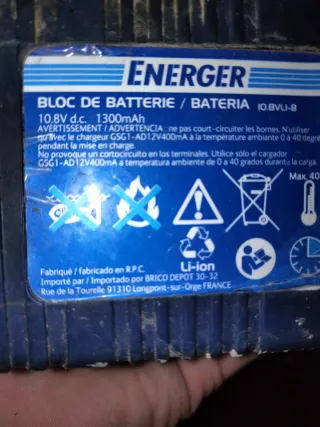 Taladro Atornillador con Maletín y batería 