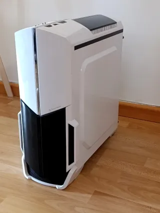 Torre PC Thermaltake Versa N21 Snow Blanca