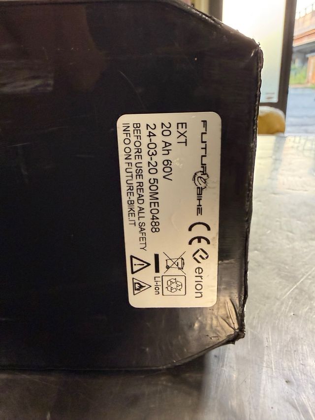 Batteria Esterna 60V 20Ah per Talaria