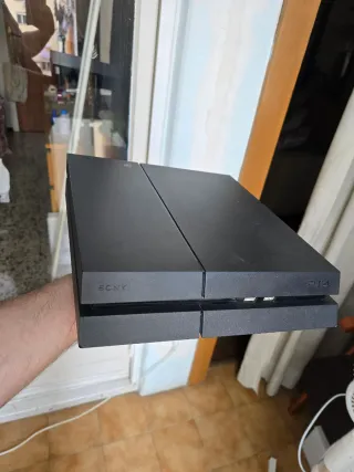 PS4 Fat 500GB + 2 Mandos y Juegos