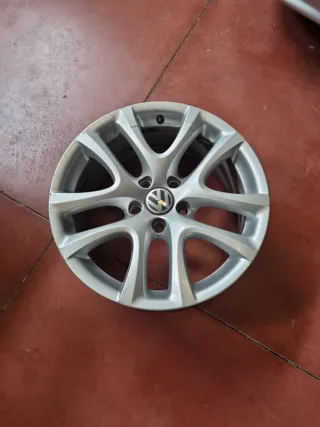Llanta 17 VW Scirocco