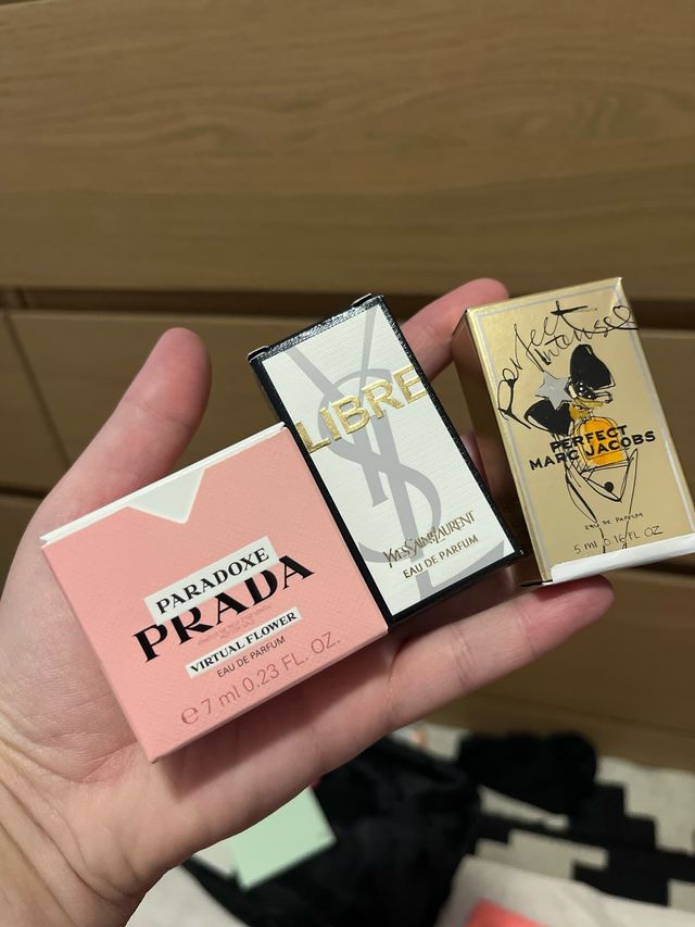 4 minis perfumes de colección