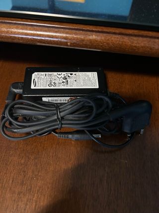 Schermo Samsung S24D330 Nero