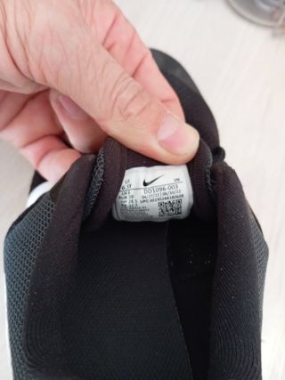 Deportivas Nike Talla 39 Negras y Blancas