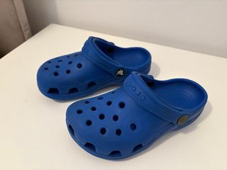 Crocs Azules para Niños