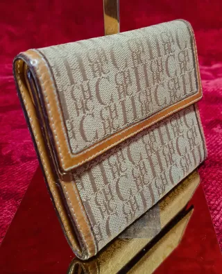 Cartera Carolina Herrera Beige y Marrón
