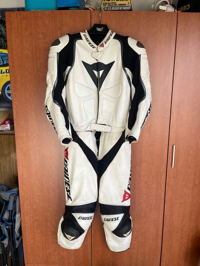 Traje Dainese Laguna Seca + Botas Dainese Torque 3
