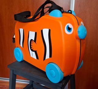 Maleta correpasillos pez payaso niños