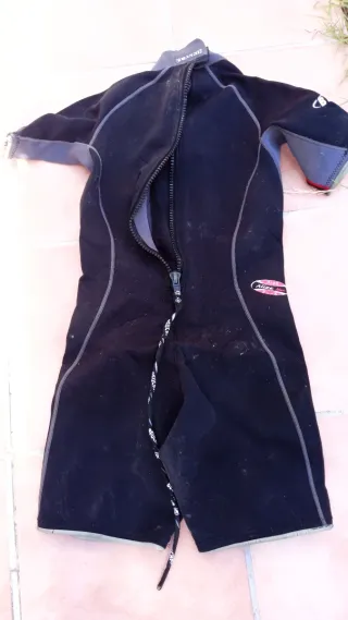 Traje Neopreno Surf/Pesca Corto Negro lo