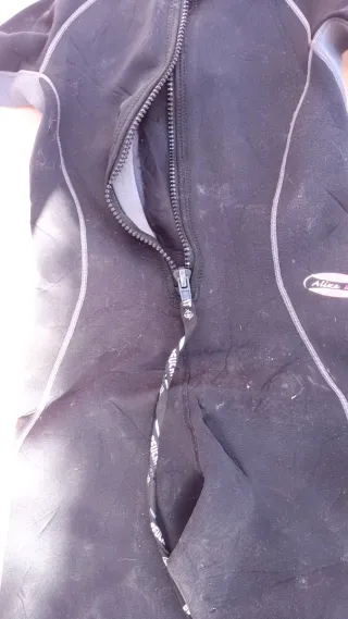 Traje Neopreno Surf/Pesca Corto Negro lo