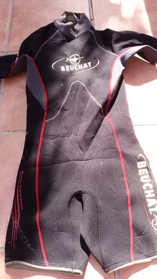 Traje Neopreno Surf/Pesca Corto Negro lo