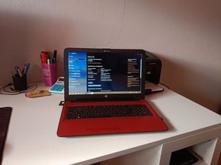 Portátil HP Rojo Intel Core i3 12GB RAM
SSD 250GB
