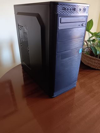 Ordenador i3 12GB RAM SSD Windows 10 Pro Negro