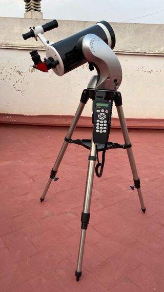 Telescopio Mak Skywatcher 127 y cámara astro.
