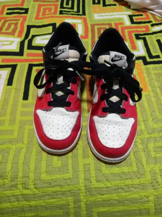 Nike Dunk Chicago Niño Talla 35