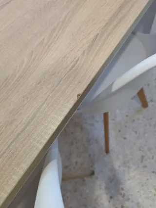 Mesa comedor y 4 sillas madera