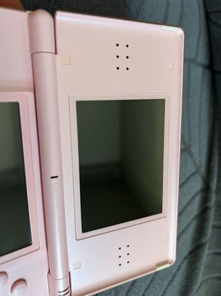Nintendo DS Lite Rosa + Cartucho R4