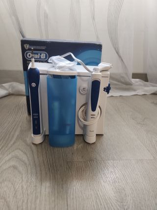 Oral-B PRO 2000 - Estación Cuidado Bucal