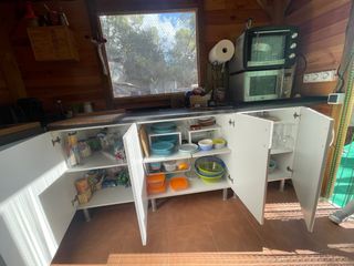 Caseta madera cocina y baño 2,9x4,25m CANET DE MAR