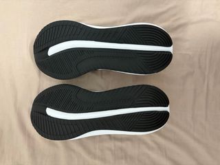 Zapatillas Adidas Running Negras y Blancas
