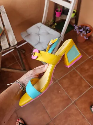 Sandalias tacón bloques multicolor