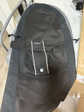 Hamaca BabyBjörn con varias fundas