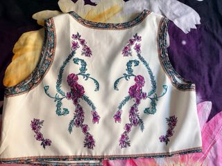 Chaleco estampado floral