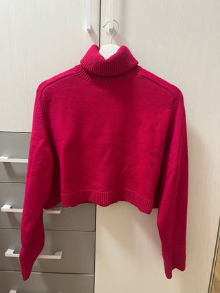Jersey cuello alto fucsia
sin estrenar