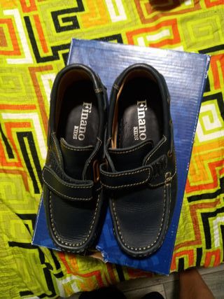 Náuticos niño talla 33 negros Finano