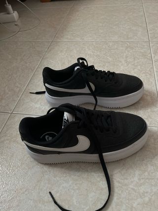Zapatillas Nike Court Vision Alta Negro Blanco