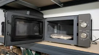 Microondas Koenic KMW 1221 B