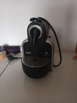 Cafetera Nespresso DeLonghi