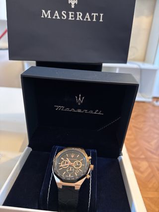 Reloj Maserati Negro y Dorado Nuevo