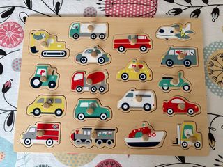 Puzzle de madera con vehículos
