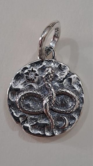 Colgante Medalla Rosa, Flechas, serpiente 