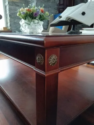 Mesa de centro madera y cristal ovalado