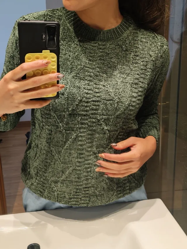 Jersey Verde Oliva 
Tallas
-M/L
-XL/XXL