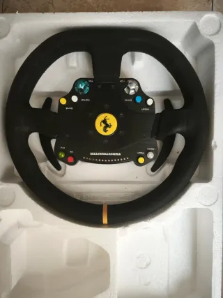 Volante Thrustmaster Ferrari 488 TS-PC