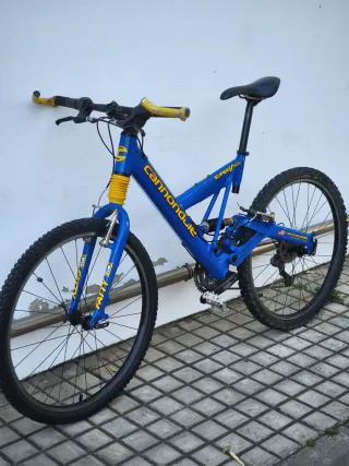 Doppia sospensione Cannondale Super V500