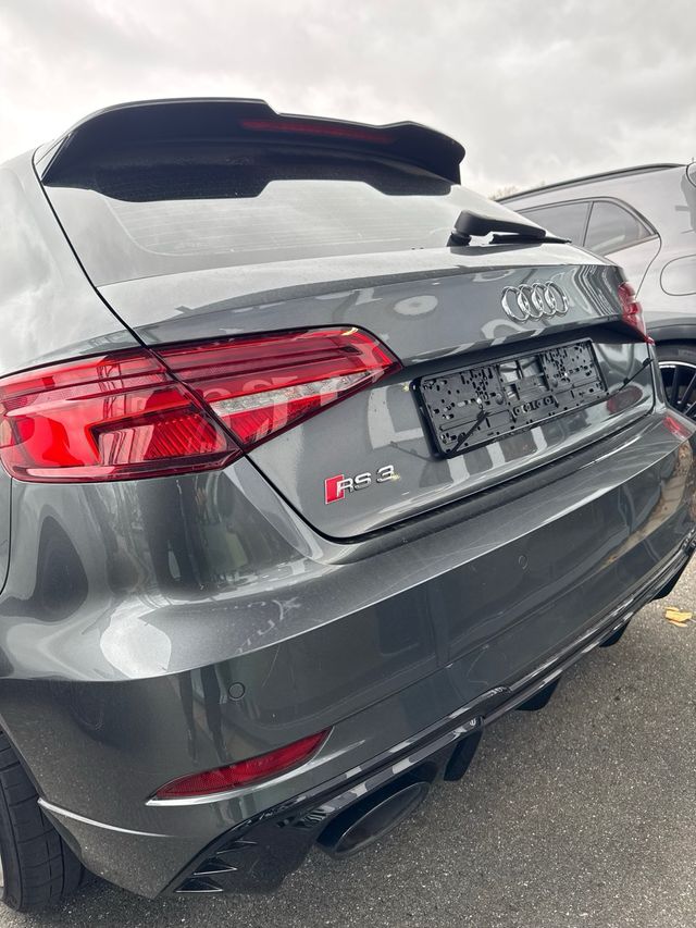 Audi RS3 2019