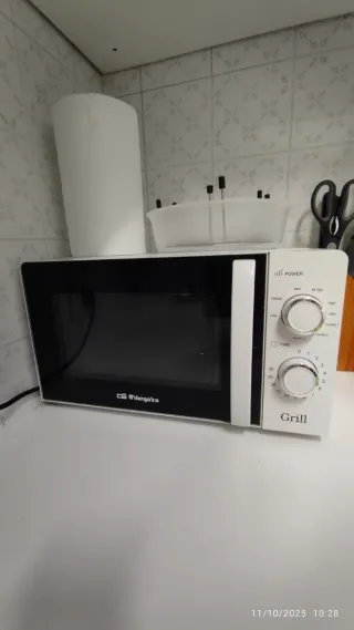 Horno Microondas Orbegozo con Grill
