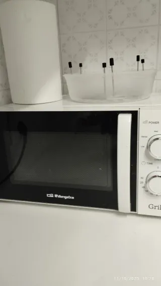 Horno Microondas Orbegozo con Grill