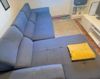 Sofá Cheelong Gris semi nuevo