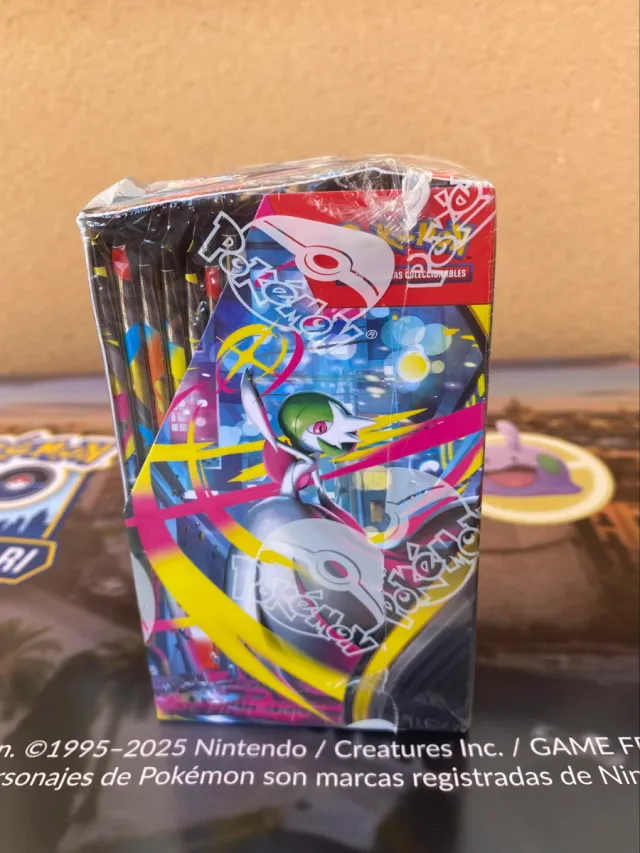 Caja Original Sellada x18 sobres Ed Megaevolución