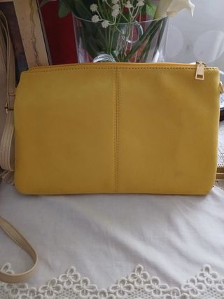 Bolso amarillo